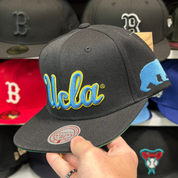 UCLA Bruins NCAA Black Mitchell & Ness Snapback - Product Image