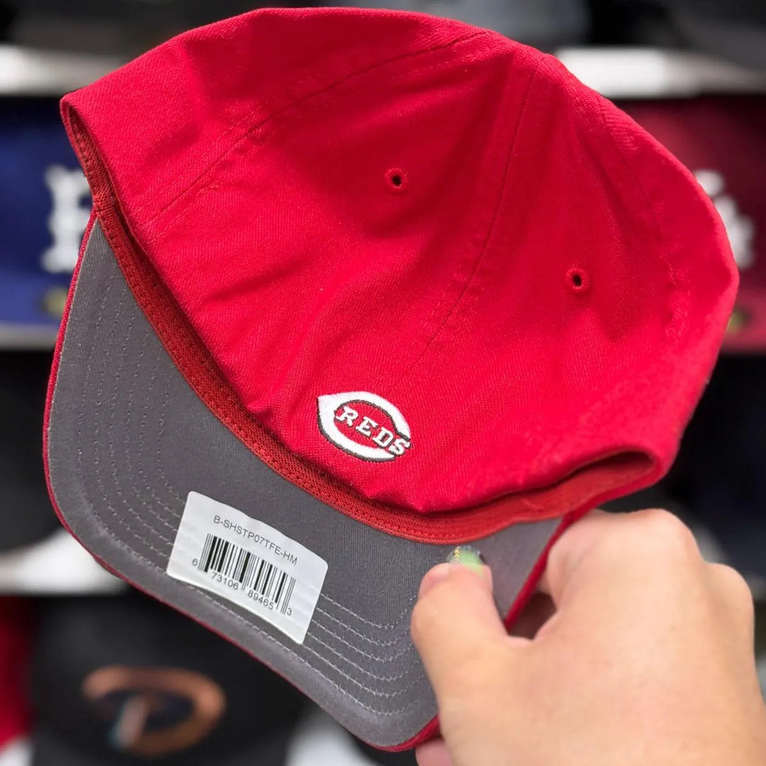 Youth Cincinnati Reds Red FlexFit Baseball Cap - Product Image