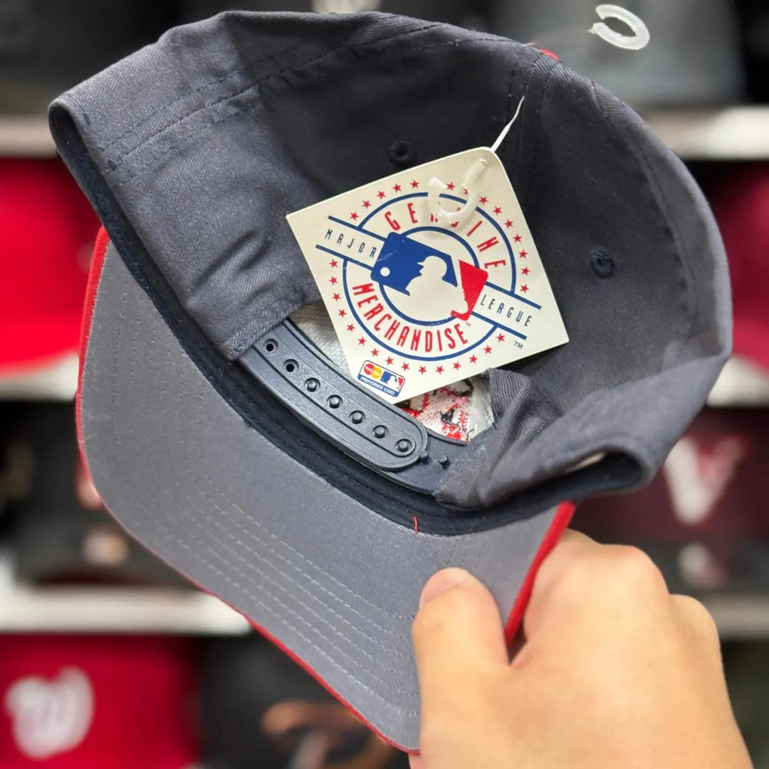 Youth Cleveland Indians Navy/Red Snapback - Product Image