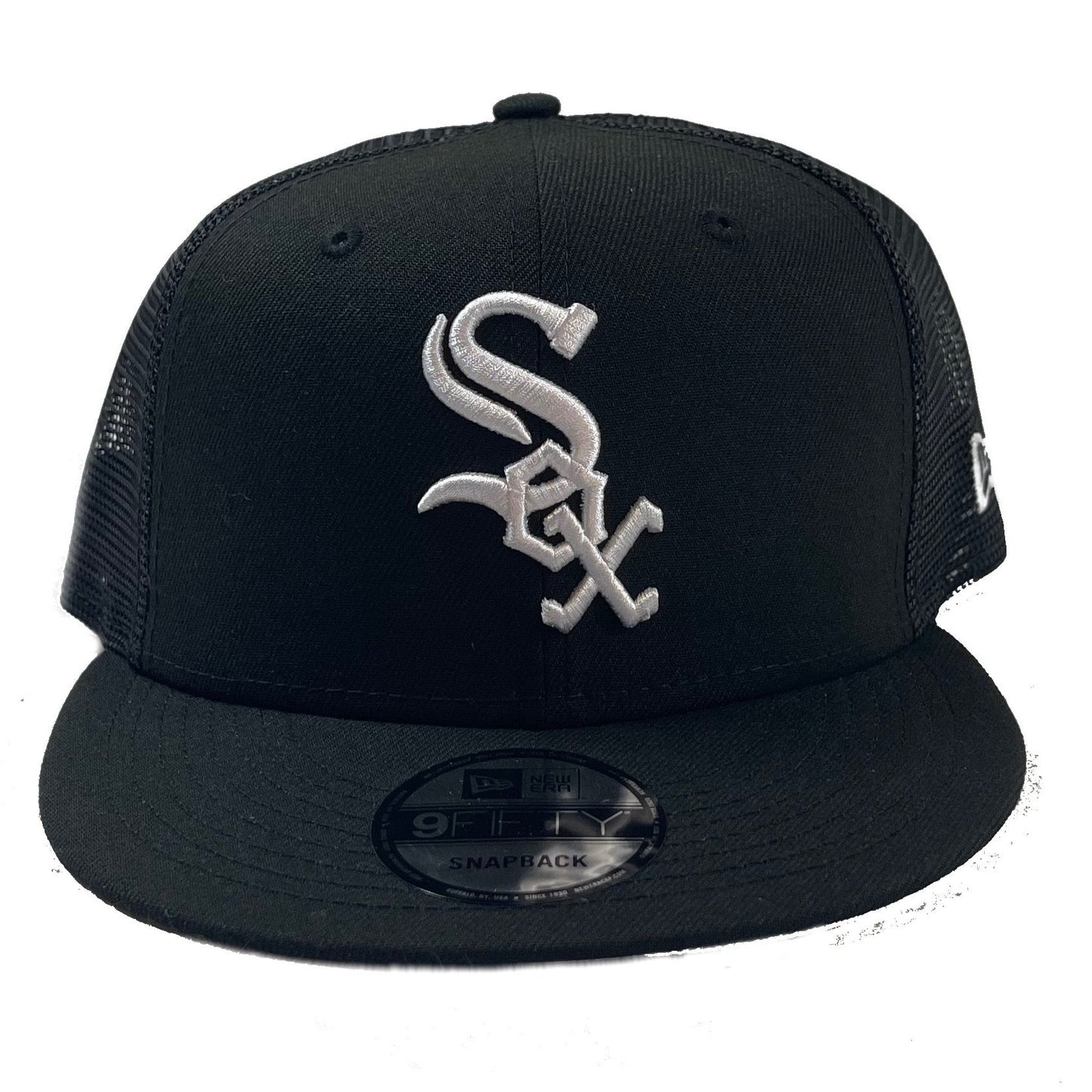 Chicago White Sox Trucker Hat (Black) Snapback