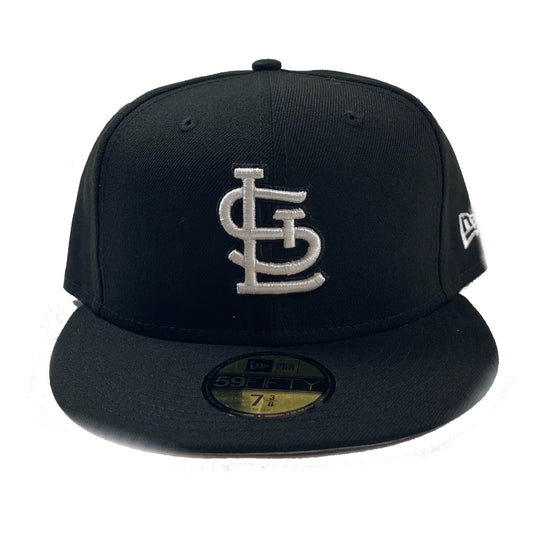 St. Louis Cardinals (Black) Fitted
